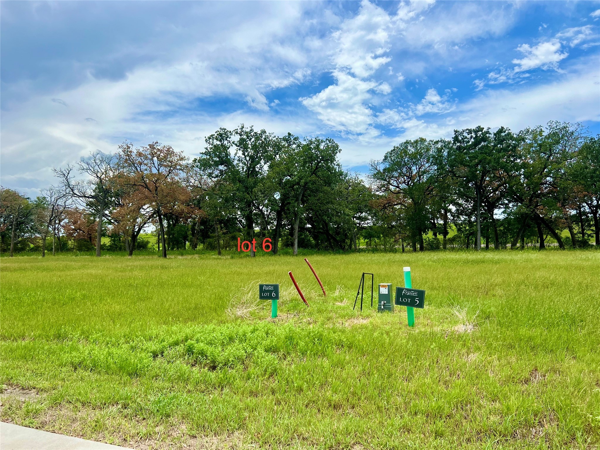 783 Lake Day Drive Property Photo 1