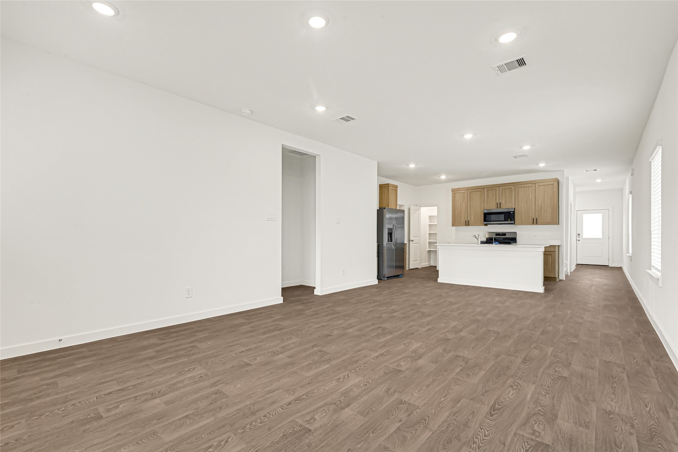6814 Spur Creek Drive Property Photo 14