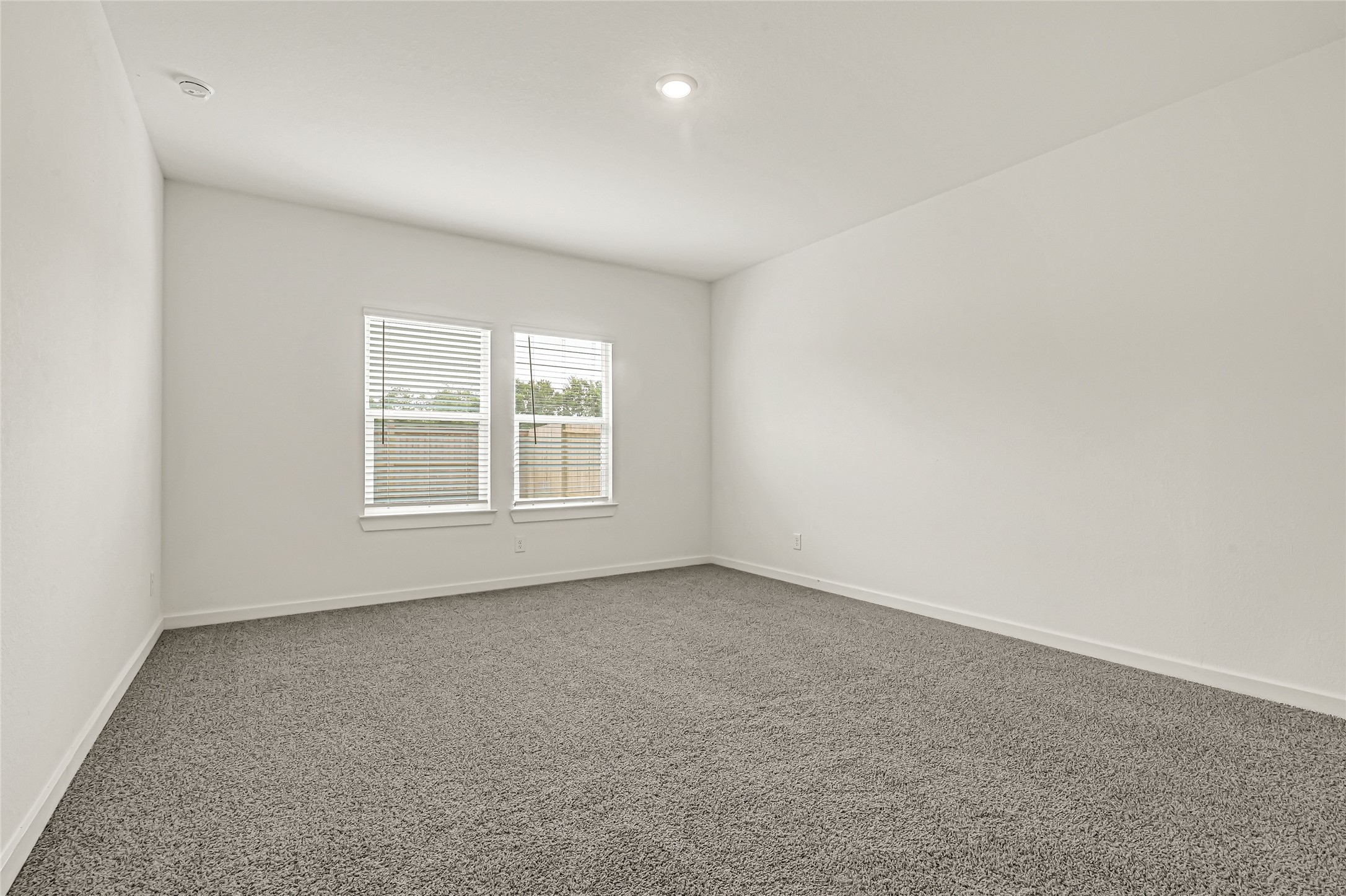 6814 Spur Creek Drive Property Photo 15