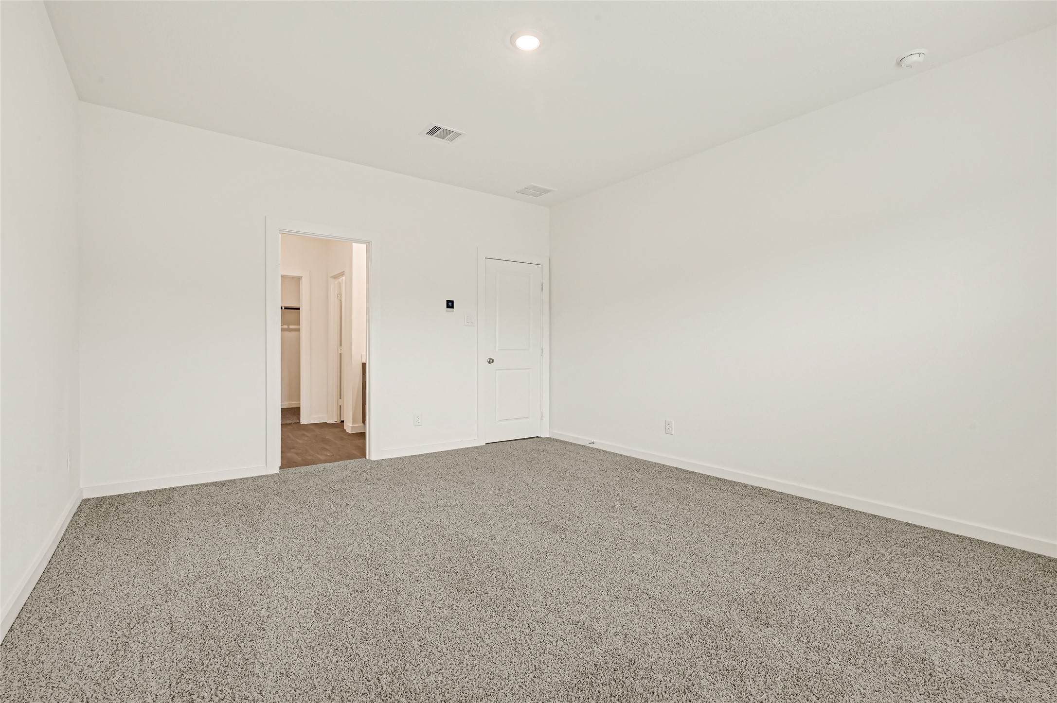 6814 Spur Creek Drive Property Photo 16