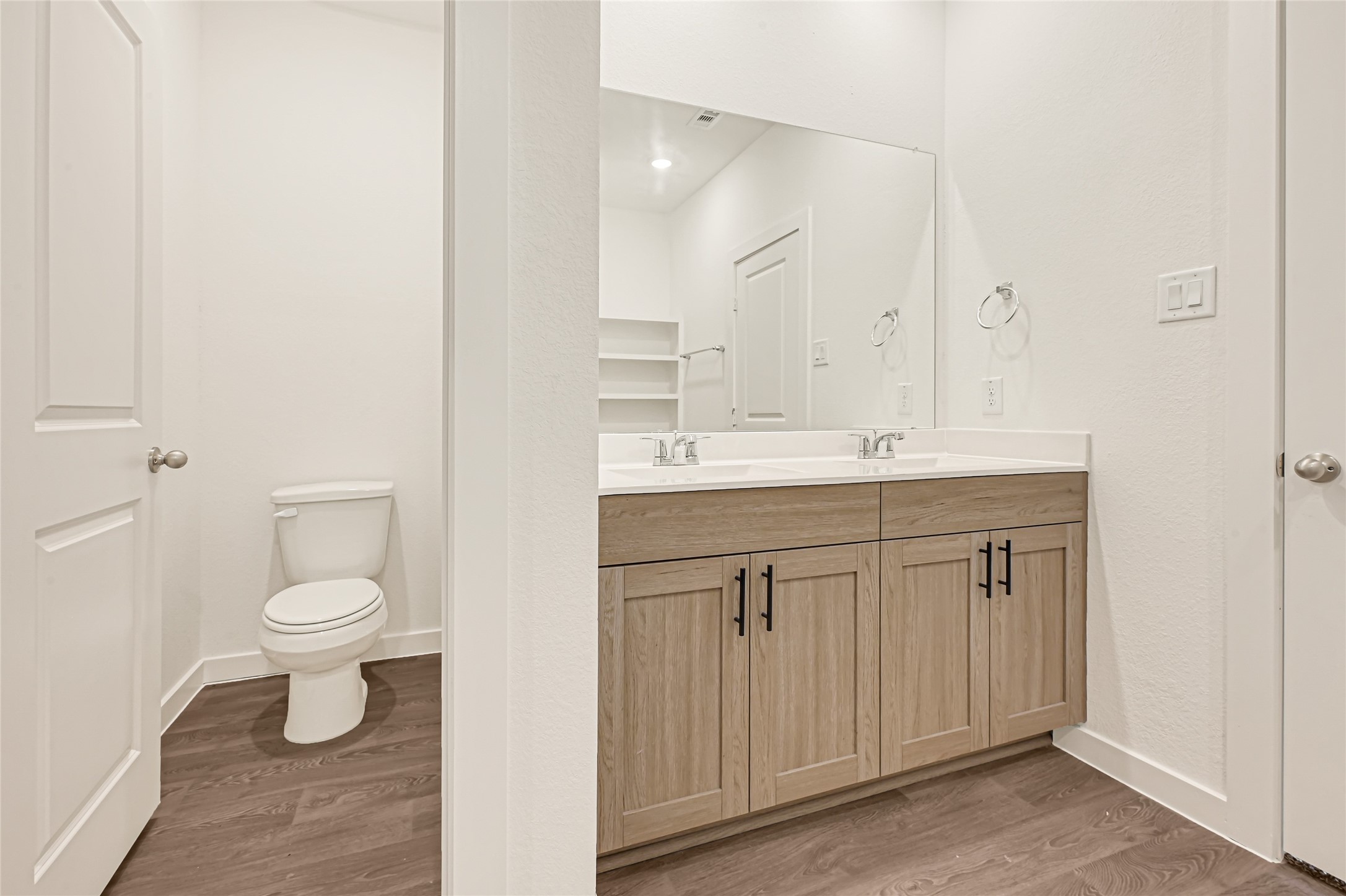 6814 Spur Creek Drive Property Photo 17