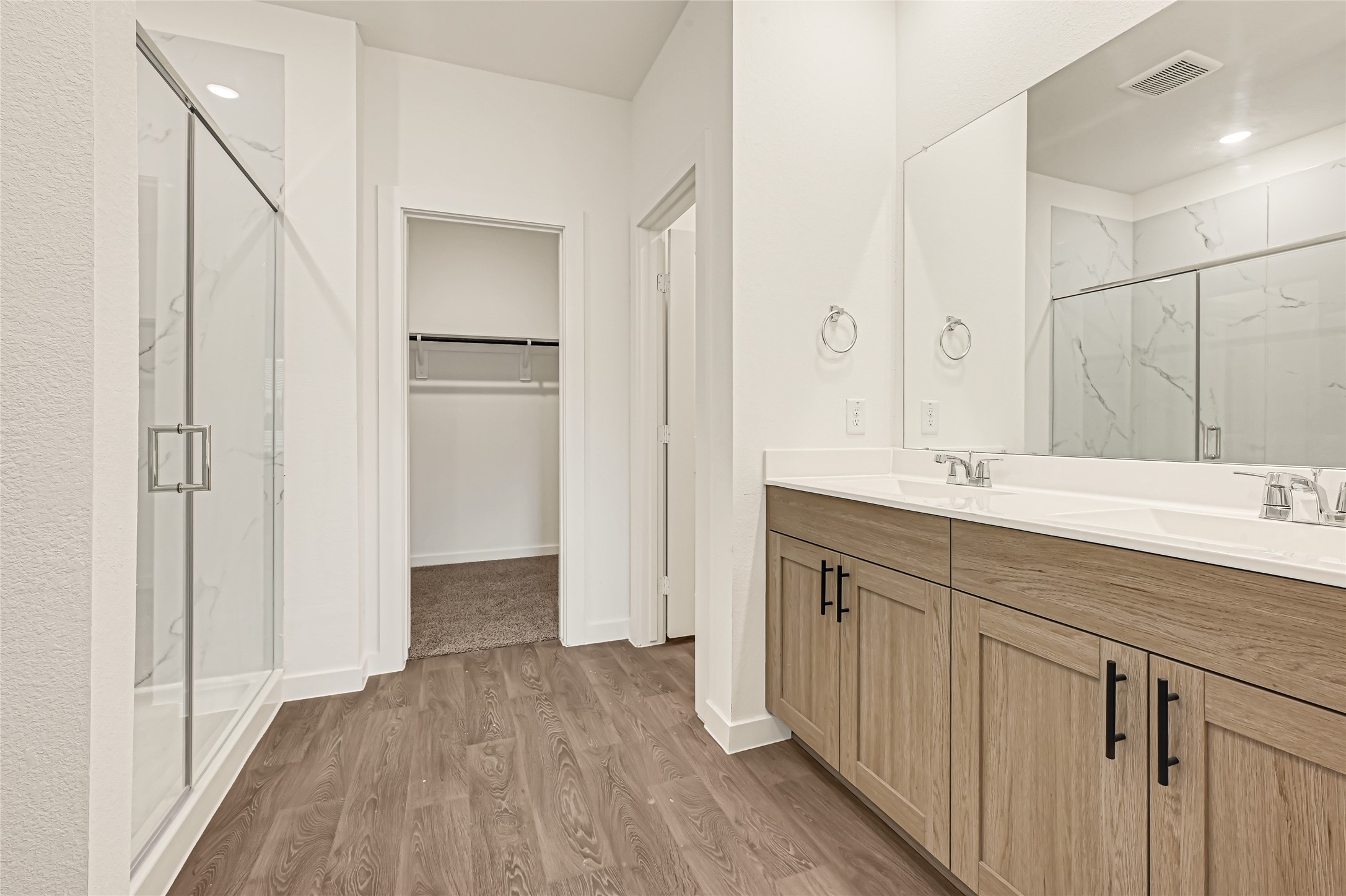 6814 Spur Creek Drive Property Photo 20