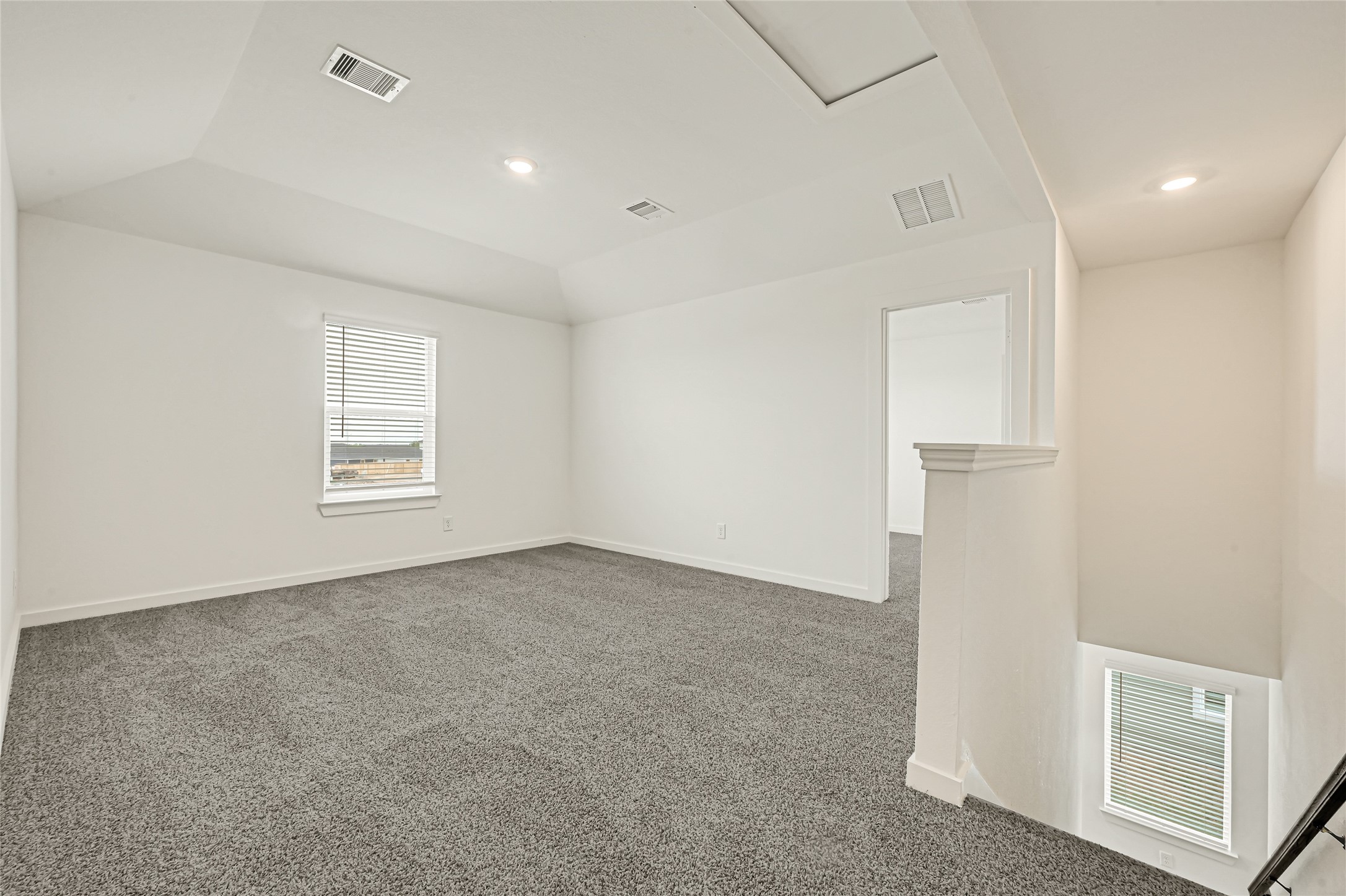 6814 Spur Creek Drive Property Photo 21
