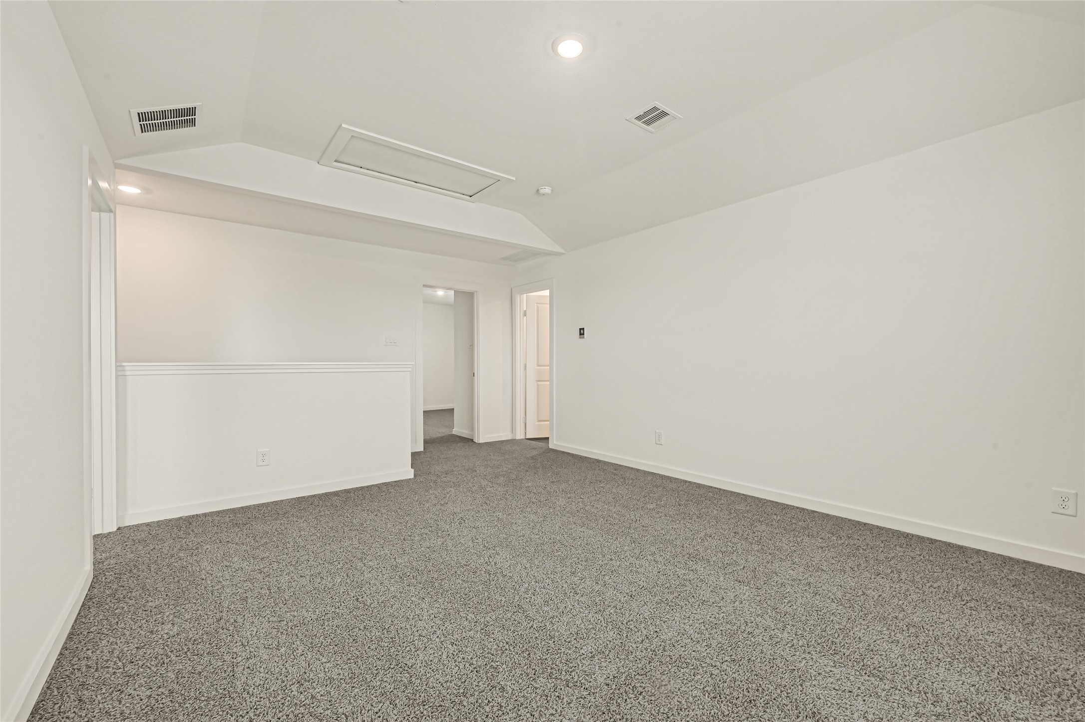 6814 Spur Creek Drive Property Photo 22