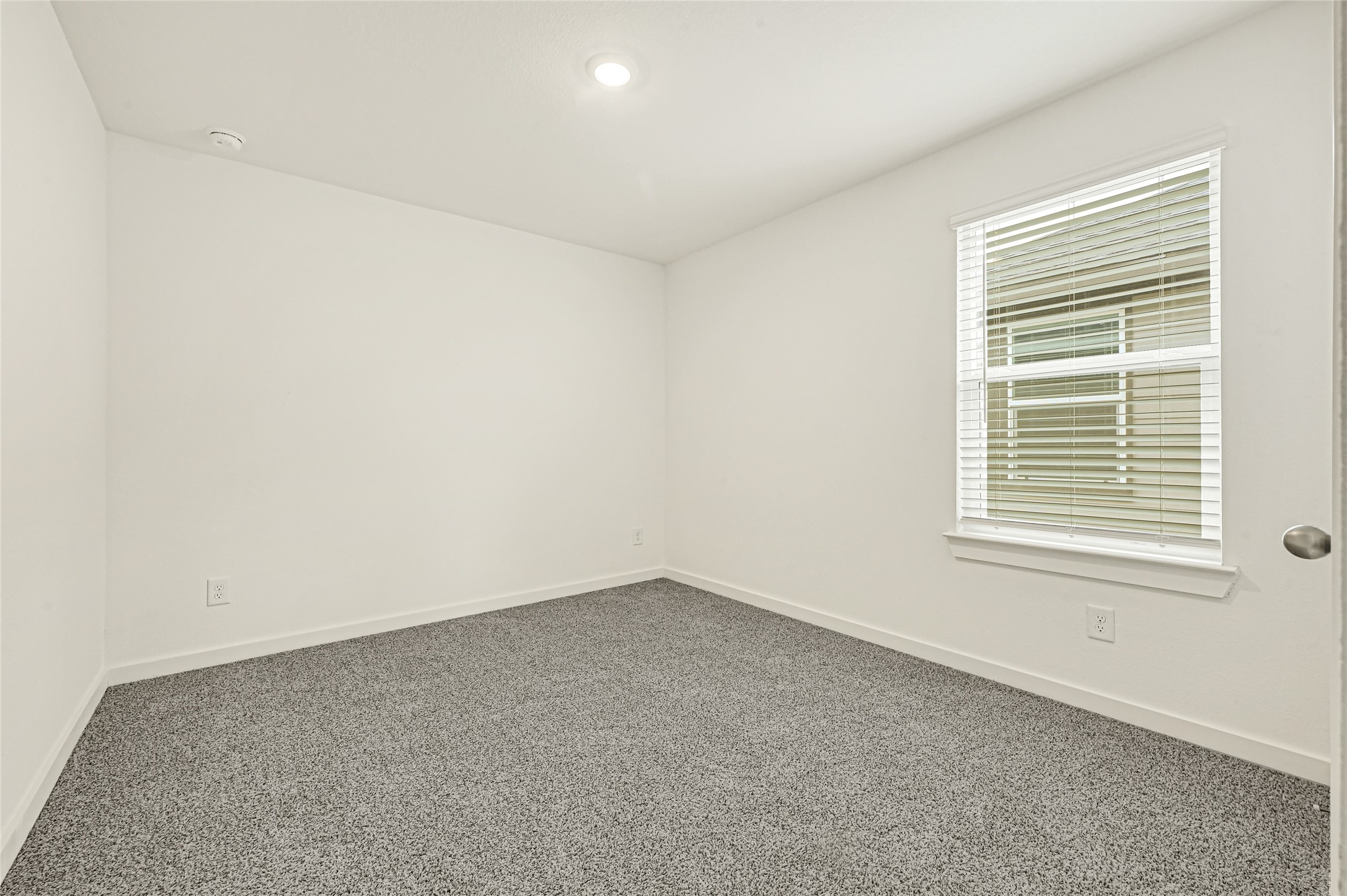 6814 Spur Creek Drive Property Photo 25