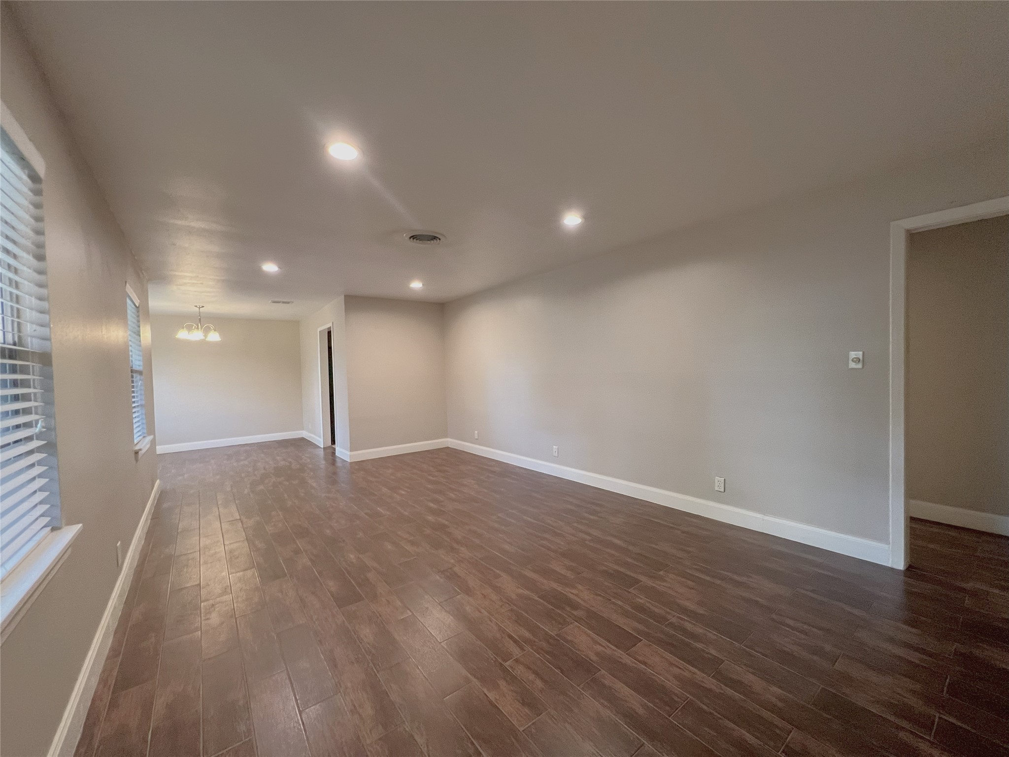 10014 Cedardale Drive Property Photo 5