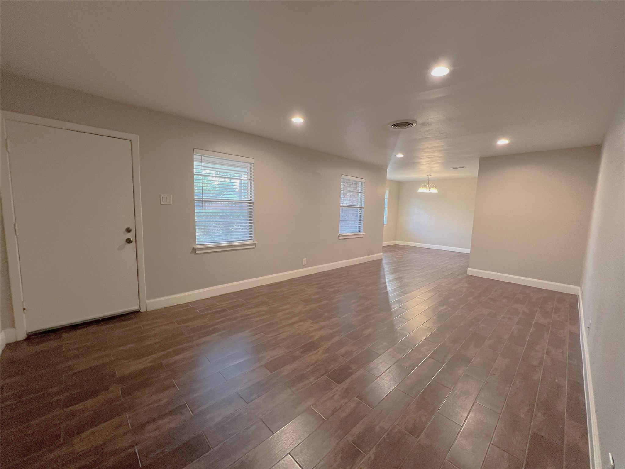 10014 Cedardale Drive Property Photo 6