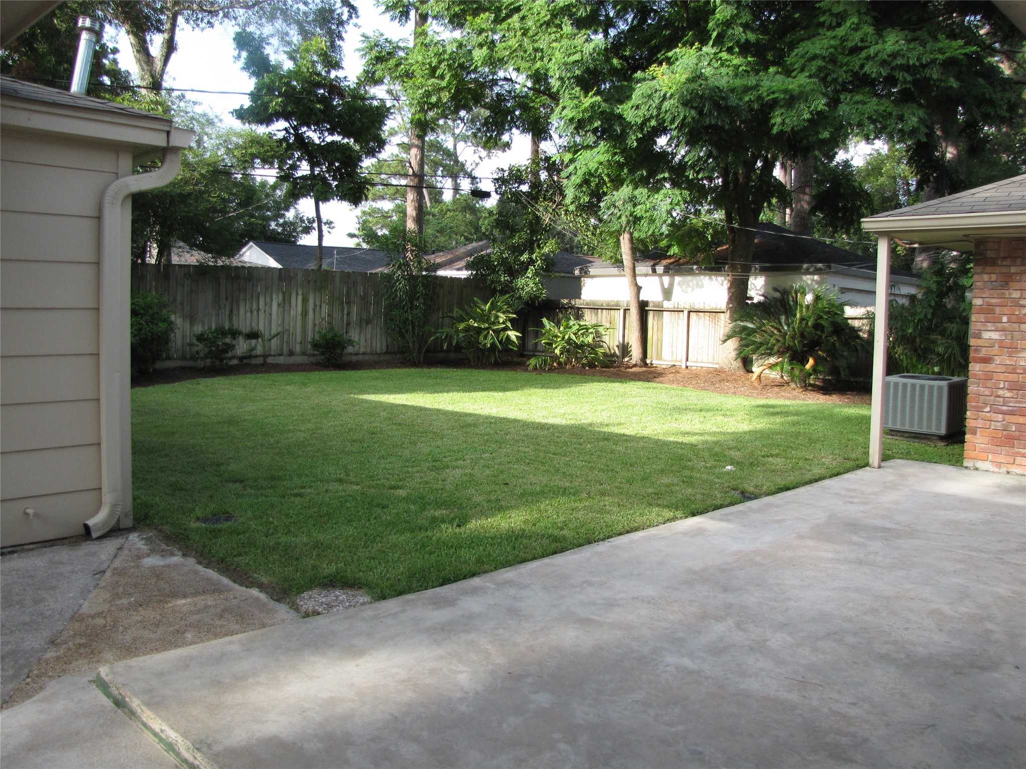 10014 Cedardale Drive Property Photo 21
