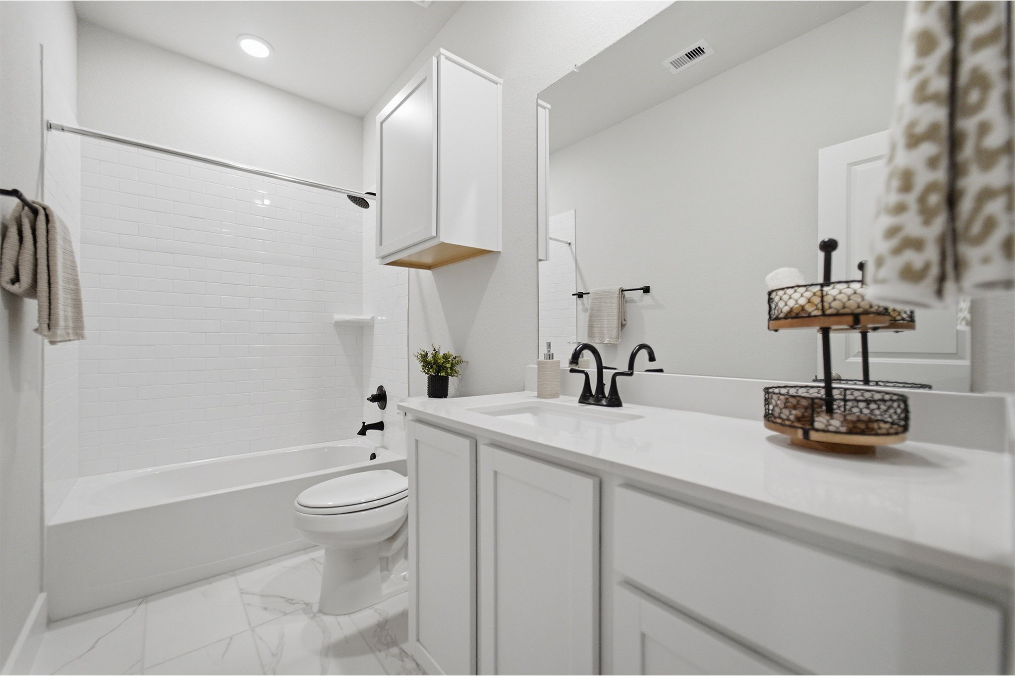 5232 Cypress Rose Drive Property Photo 10