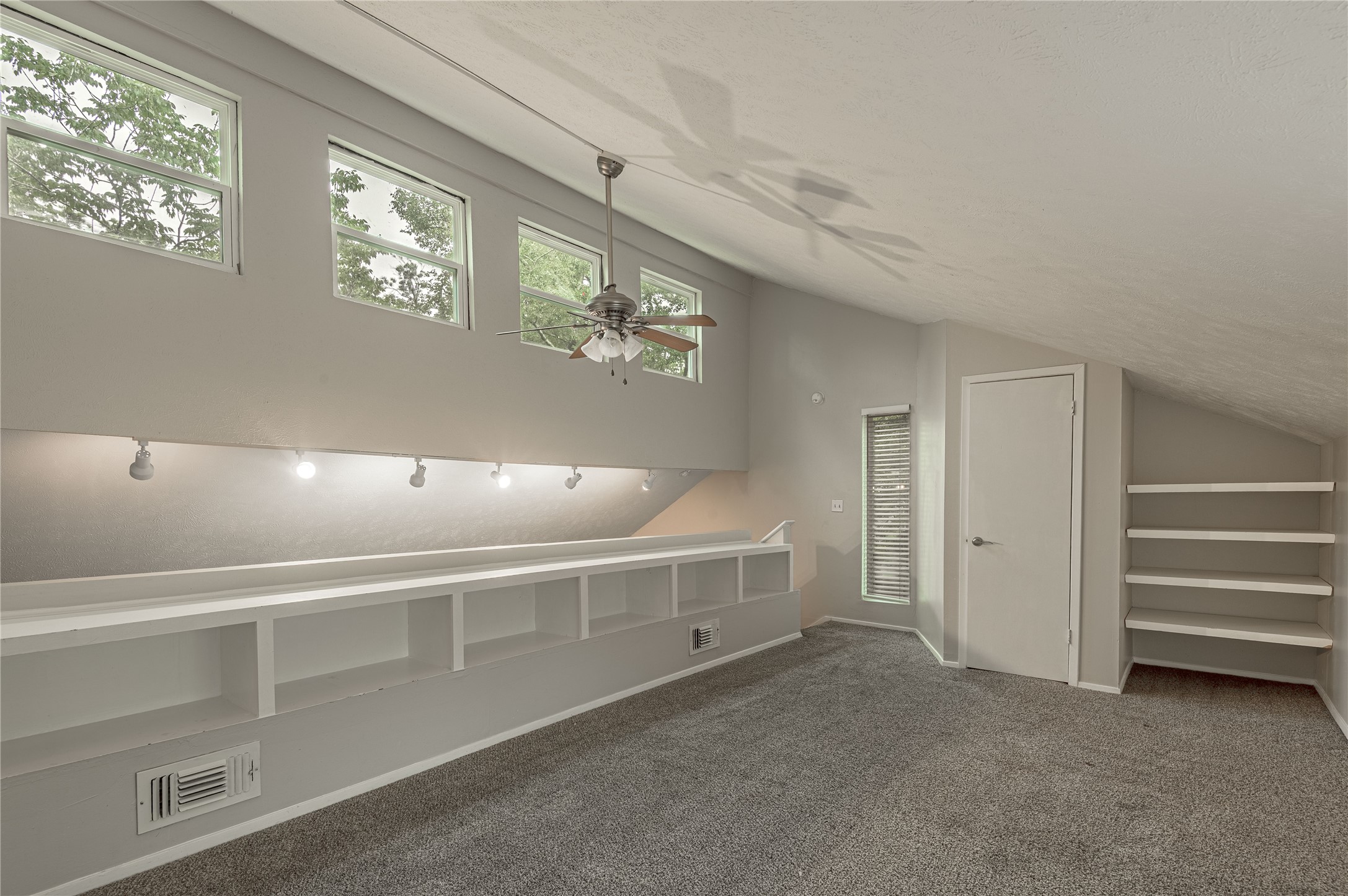 26620 Primrose Court Property Photo 16