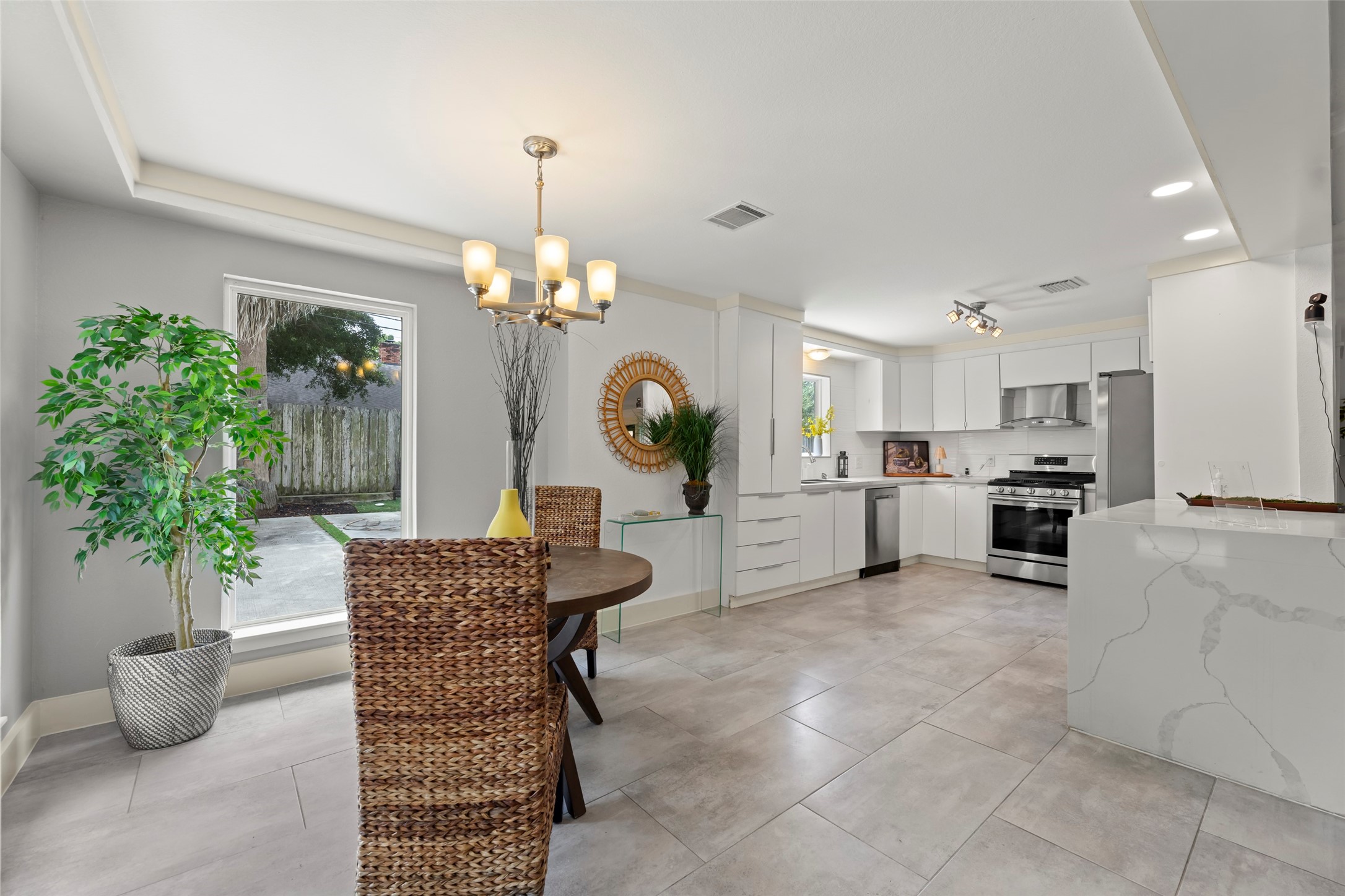 10611 Deerwood Road Property Photo 6