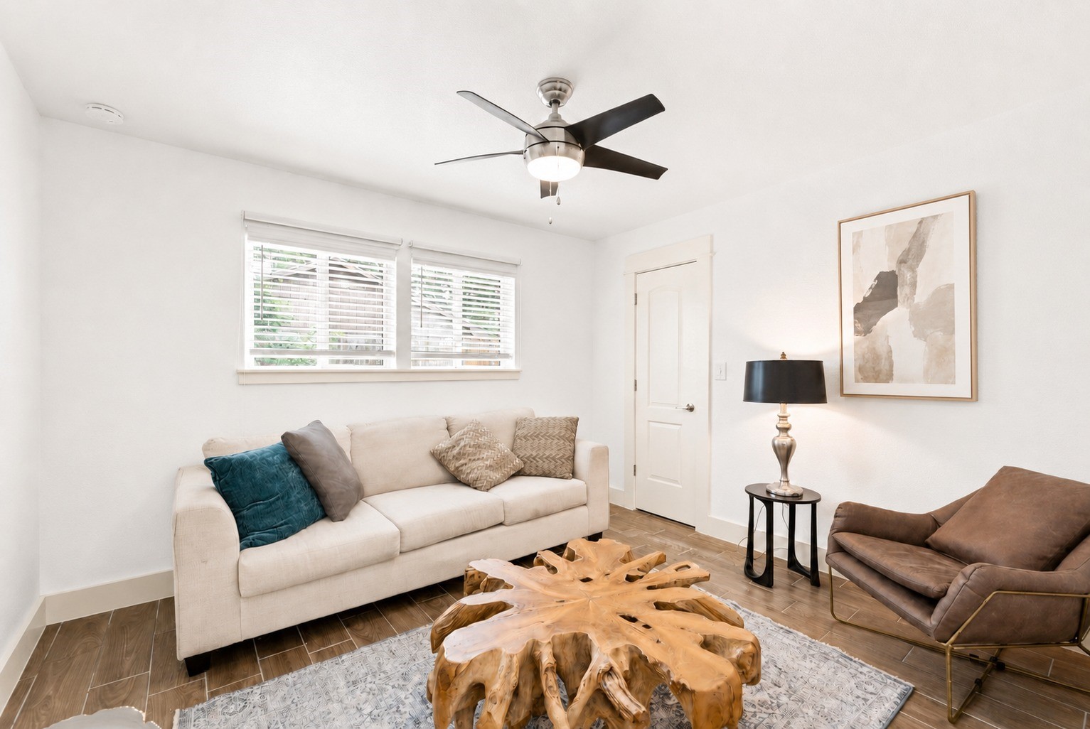10611 Deerwood Road Property Photo 7