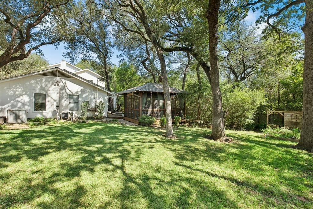 6604 Liveoak Drive Property Photo 30