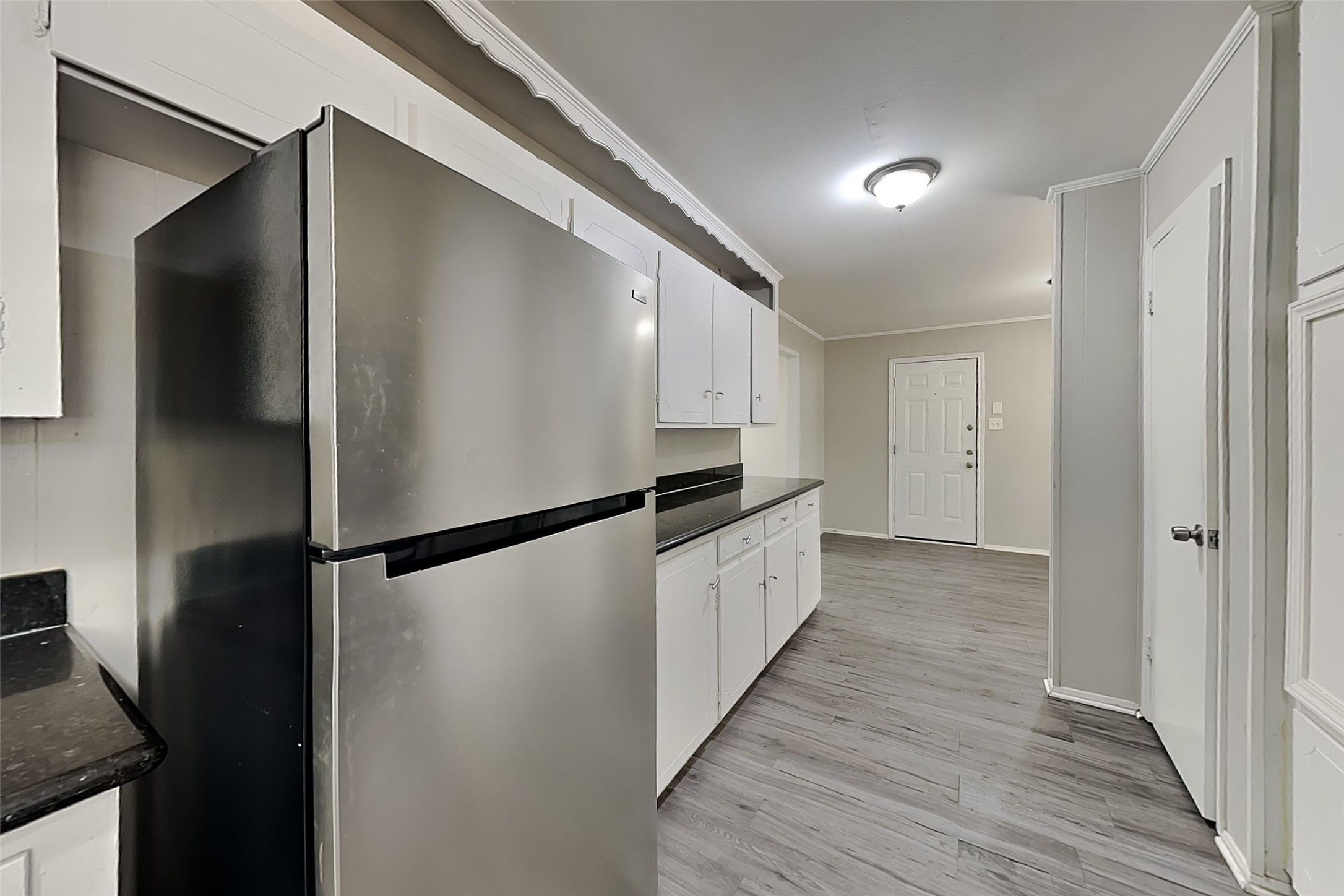 246 Spring Pines Drive Property Photo 3