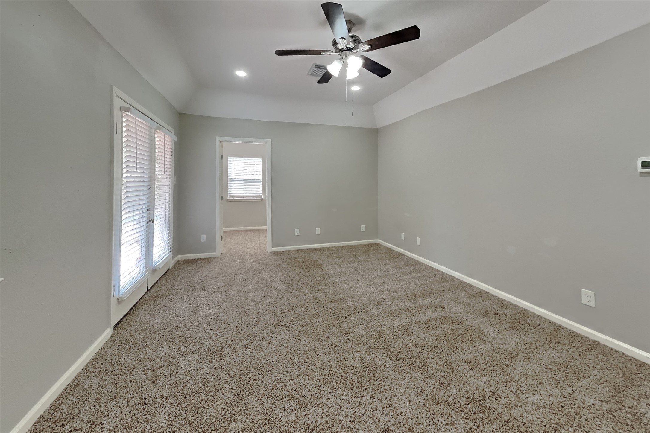 246 Spring Pines Drive Property Photo 8