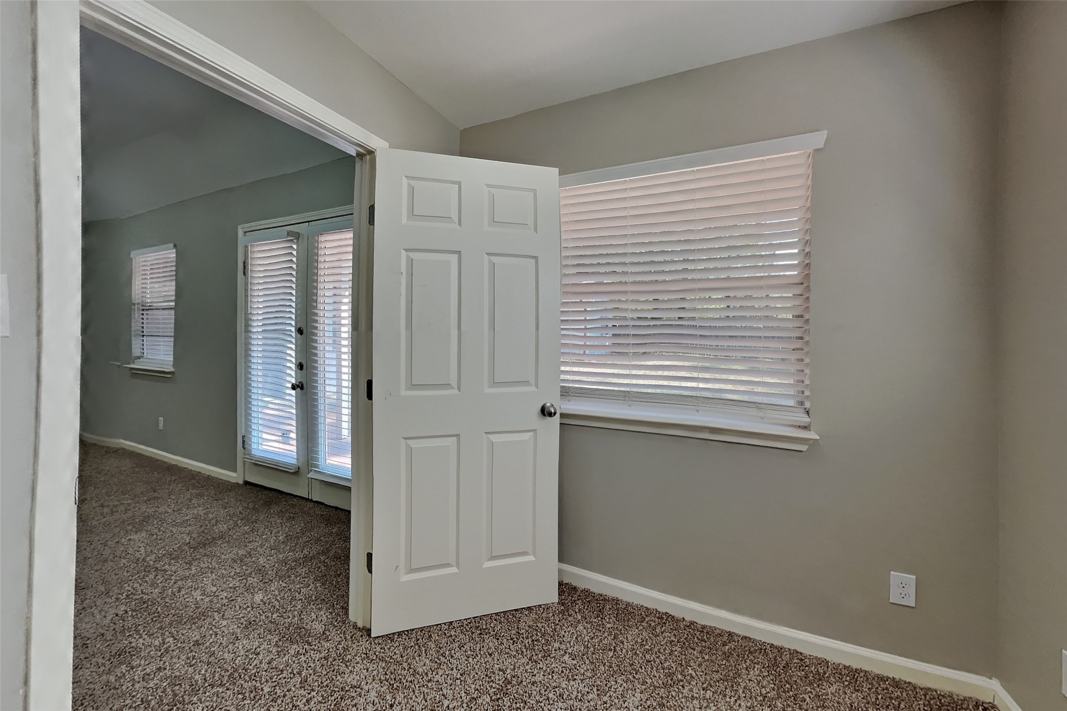 246 Spring Pines Drive Property Photo 15