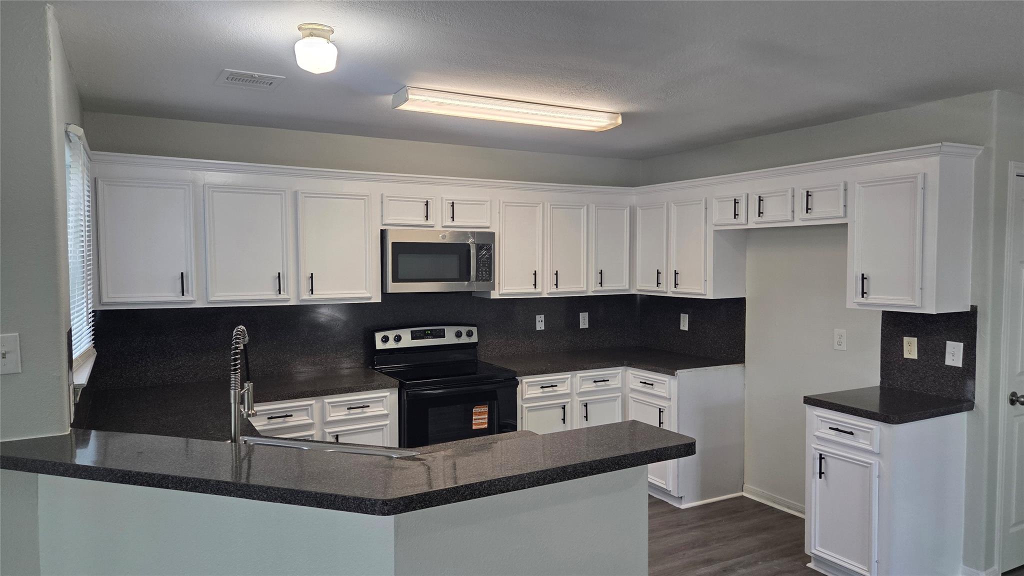 4121 Mallow Street, Houston Tx 77051 Property Photo 7