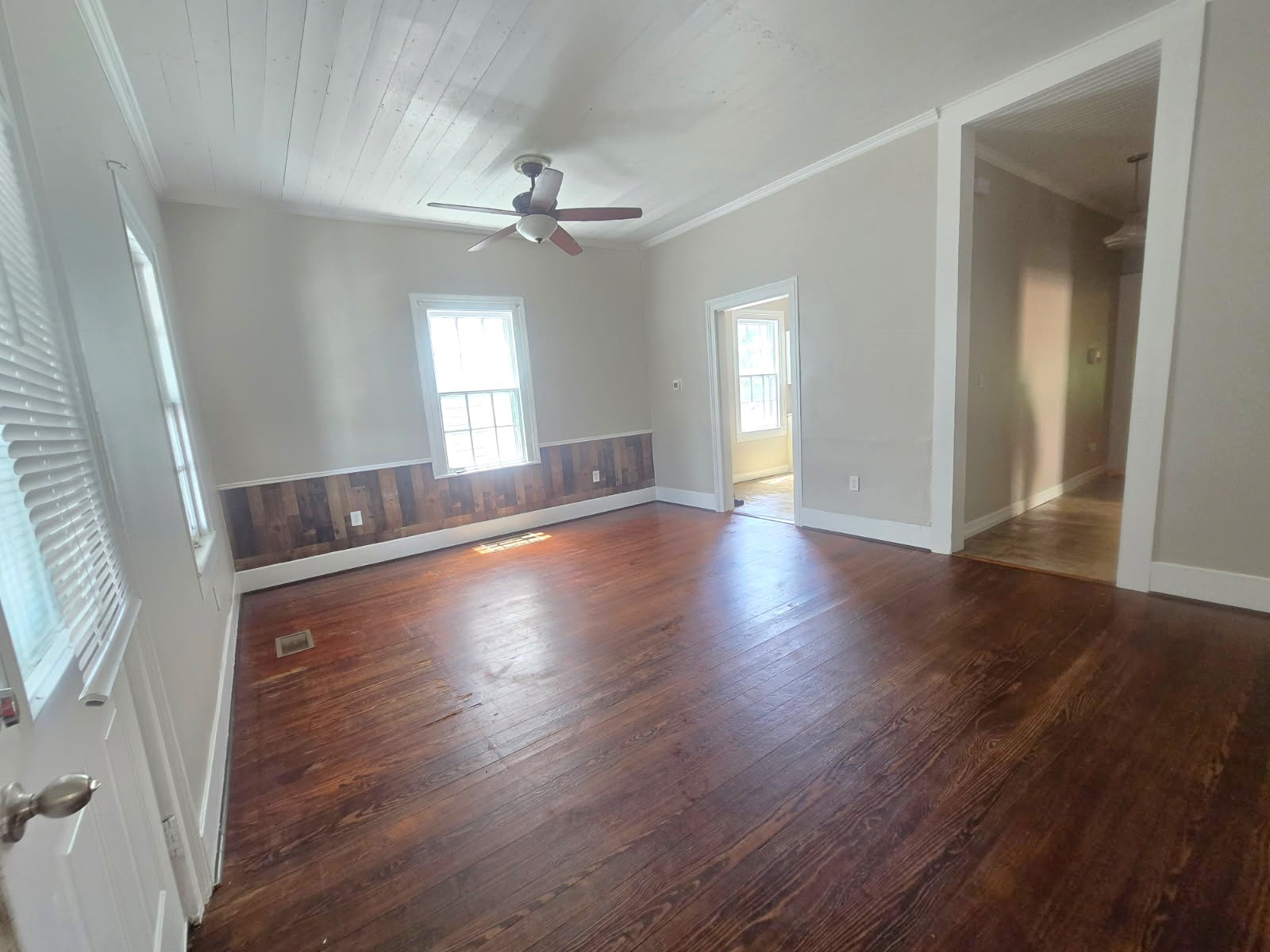 3610 Avenue K Property Photo 5