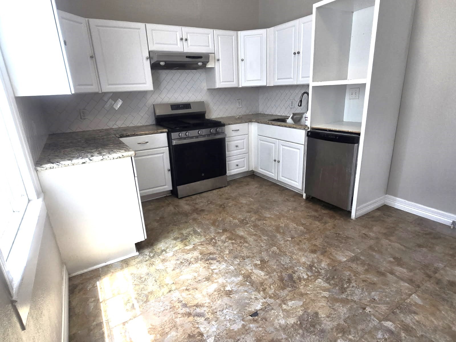 3610 Avenue K Property Photo 6