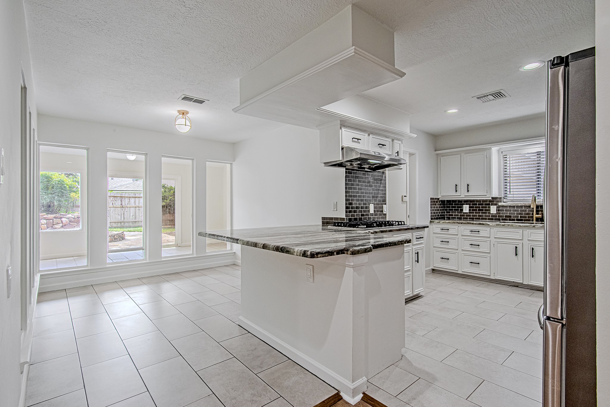 3406 Forest Village Drive Property Photo 14