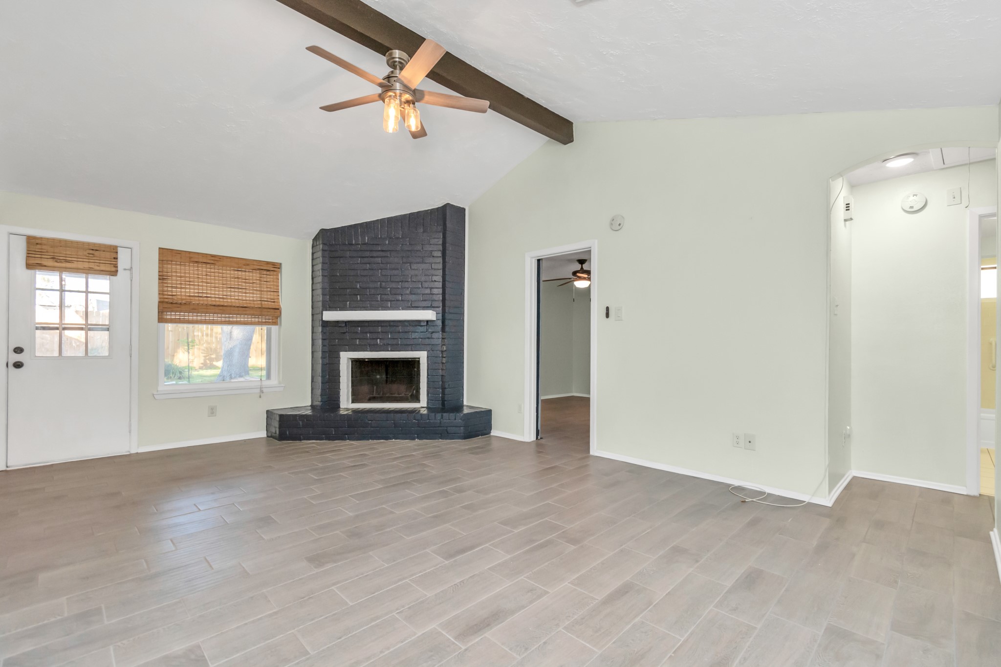 16814 Cobble Ridge Drive Property Photo 7