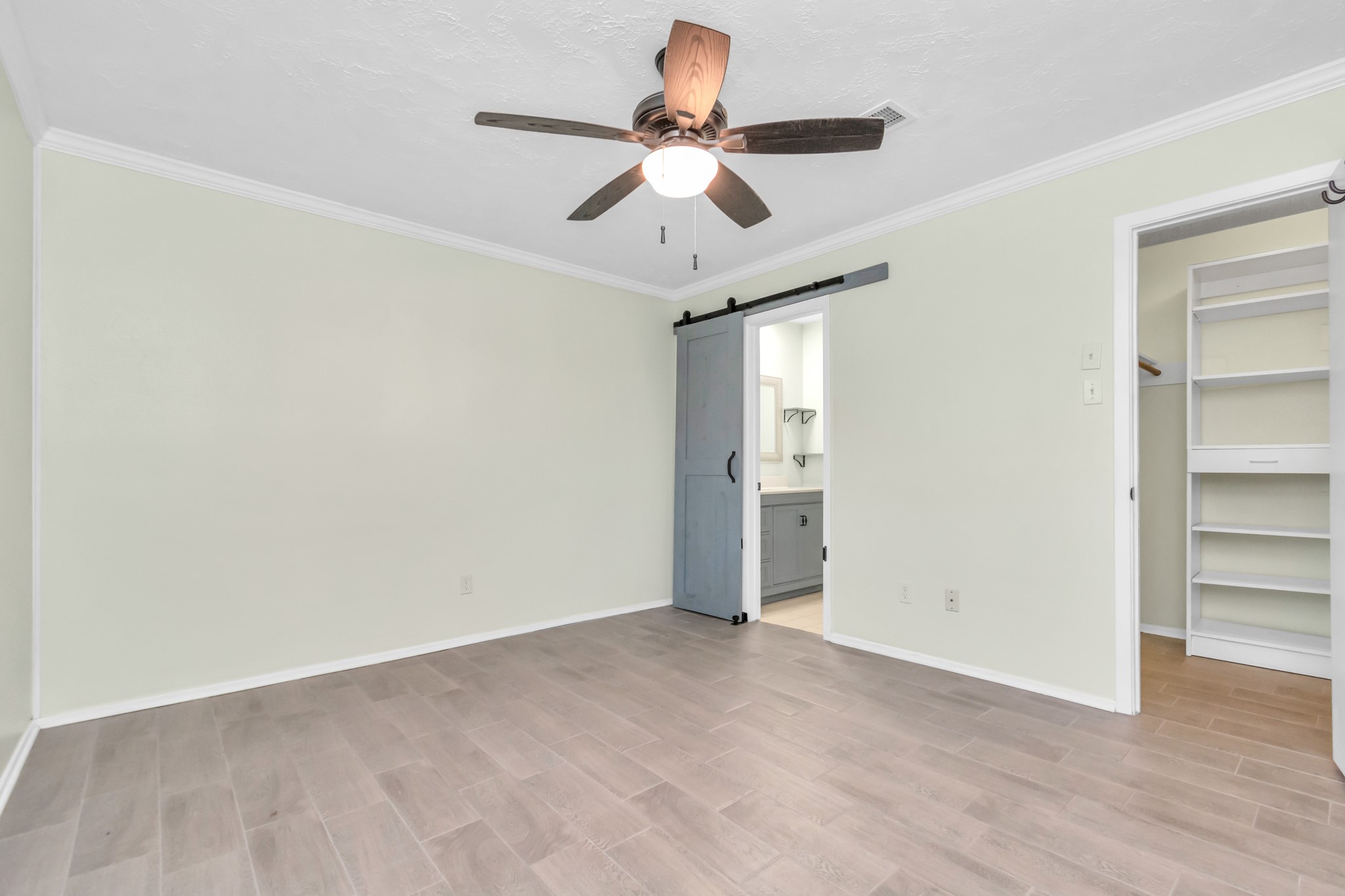 16814 Cobble Ridge Drive Property Photo 16