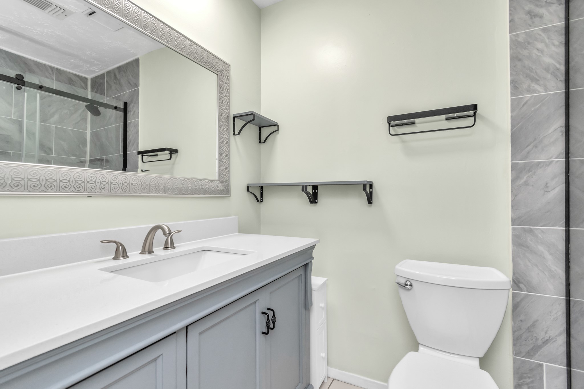 16814 Cobble Ridge Drive Property Photo 18