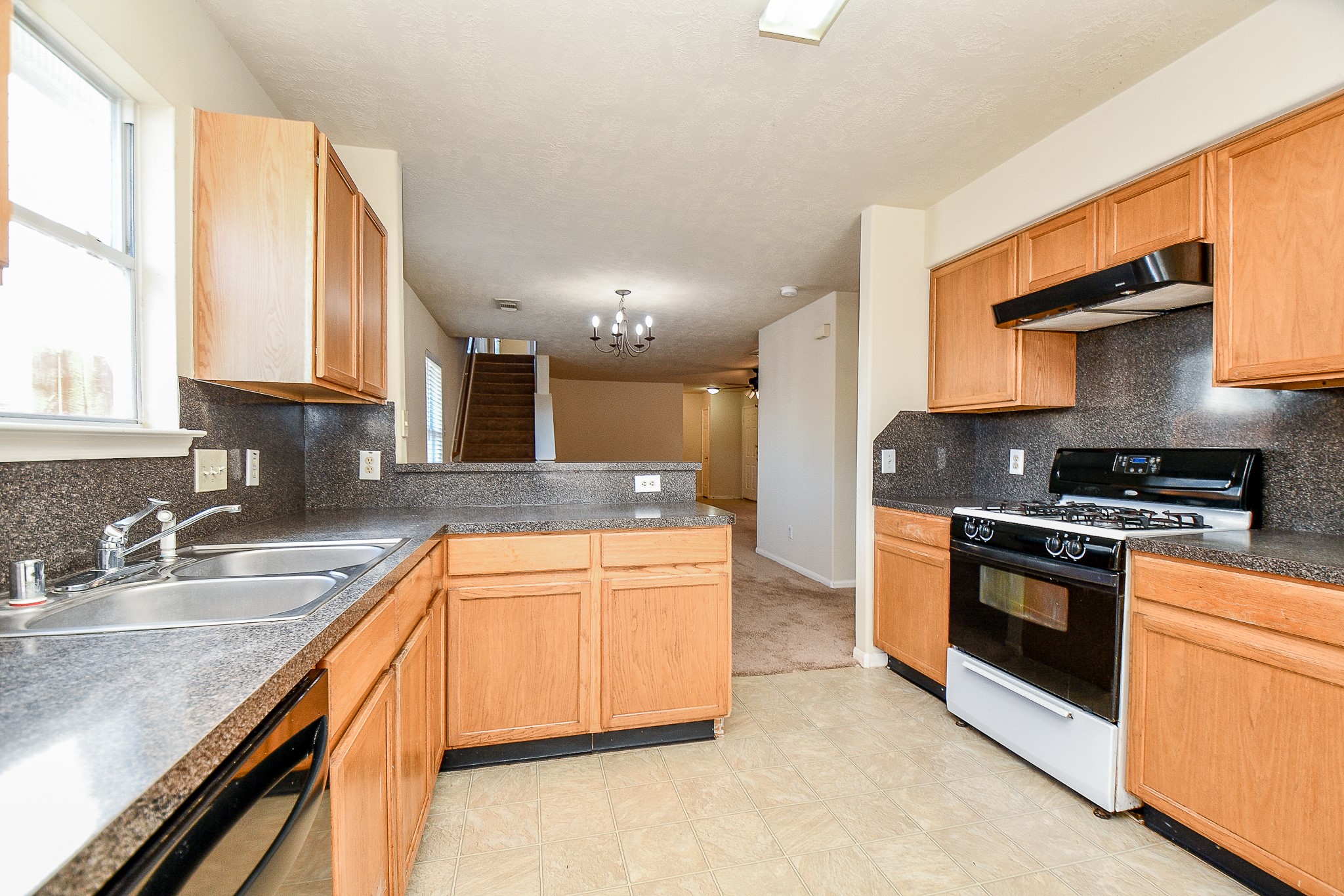 13979 Maximos Dr Property Photo 16