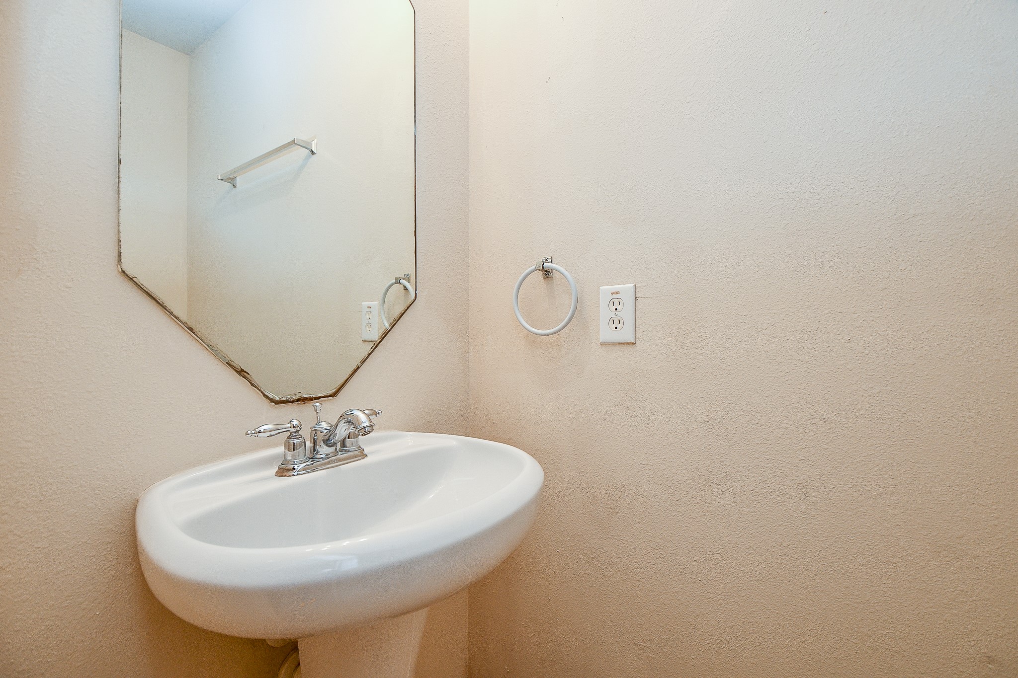 13979 Maximos Dr Property Photo 24