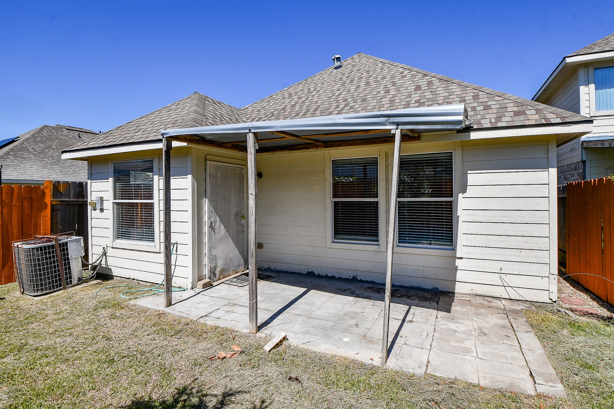 13979 Maximos Dr Property Photo 31