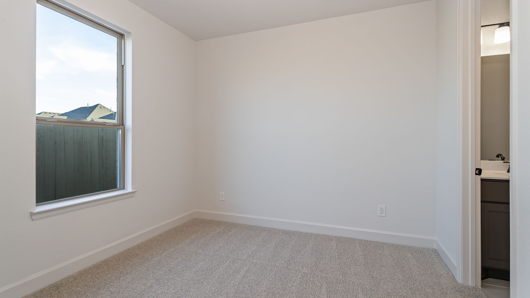 7422 Bayside Falls Lane Property Photo 13