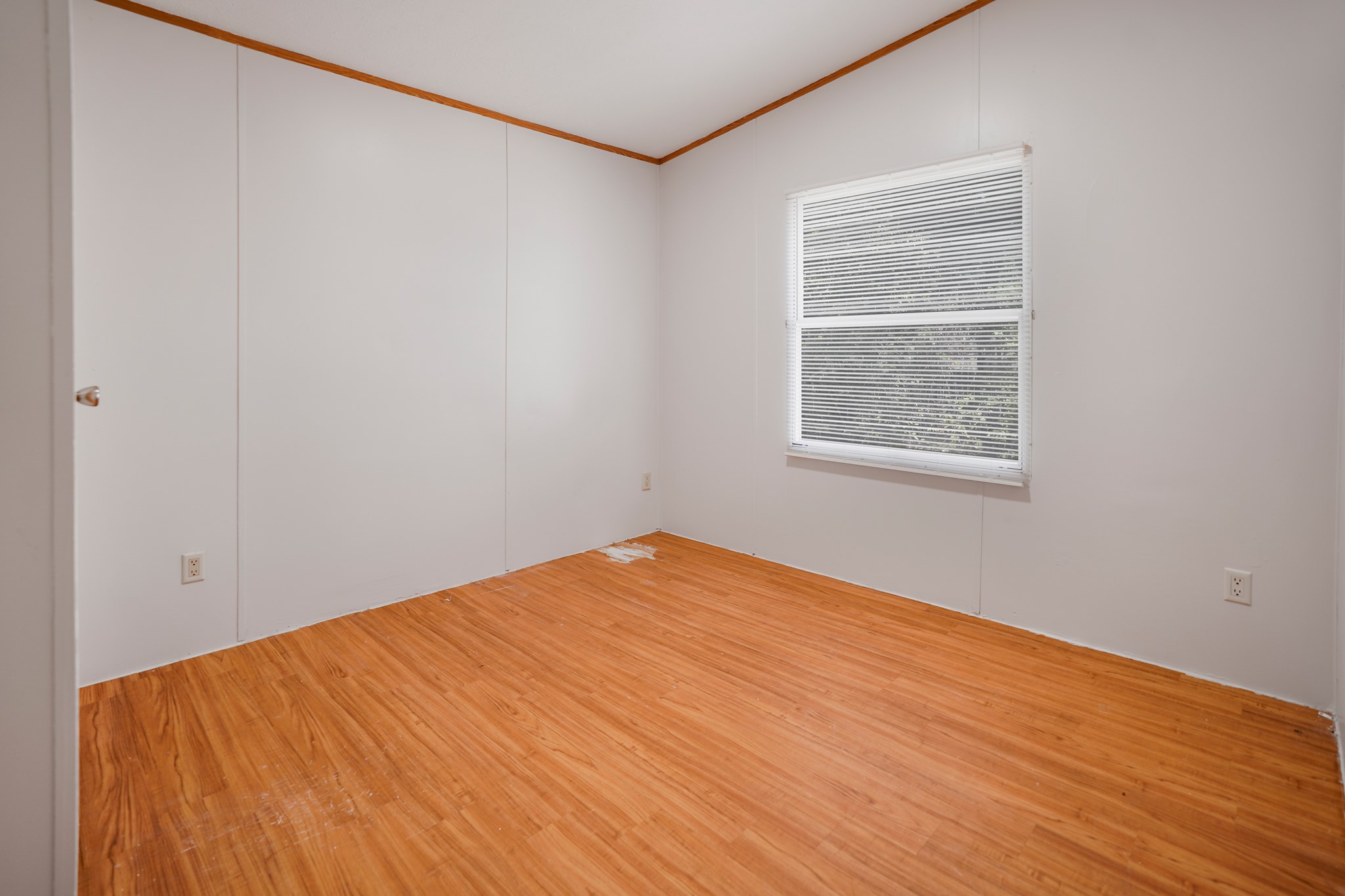 16381 Crockett Bend Drive Property Photo 15