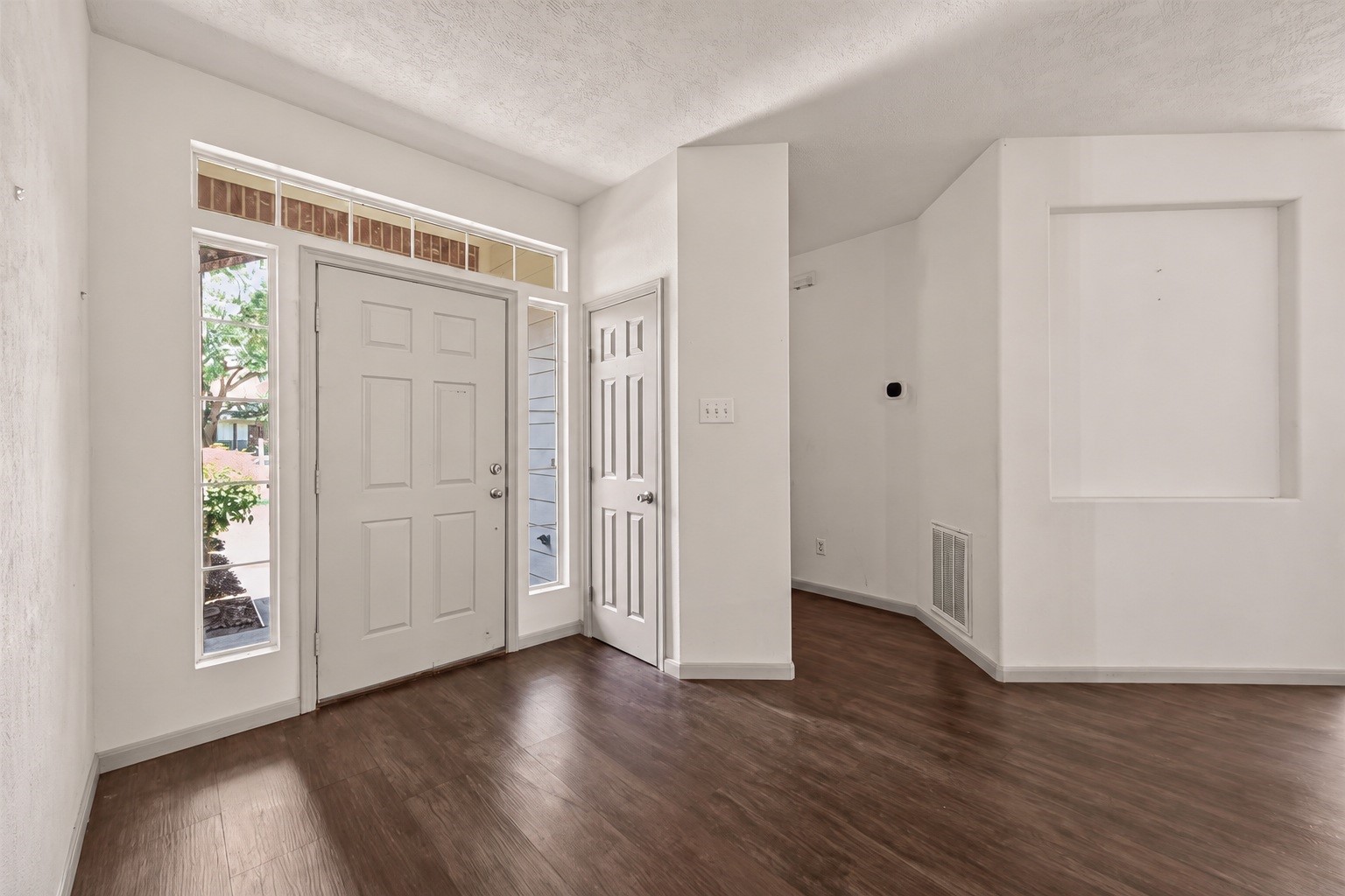 6606 Belmont Bend Property Photo 6