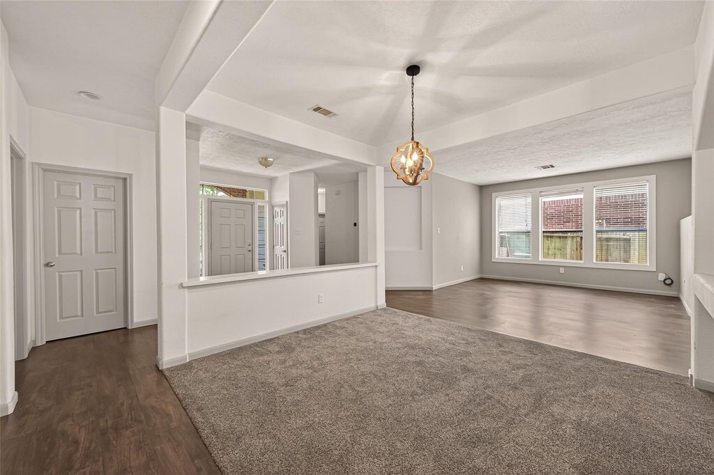 6606 Belmont Bend Property Photo 10