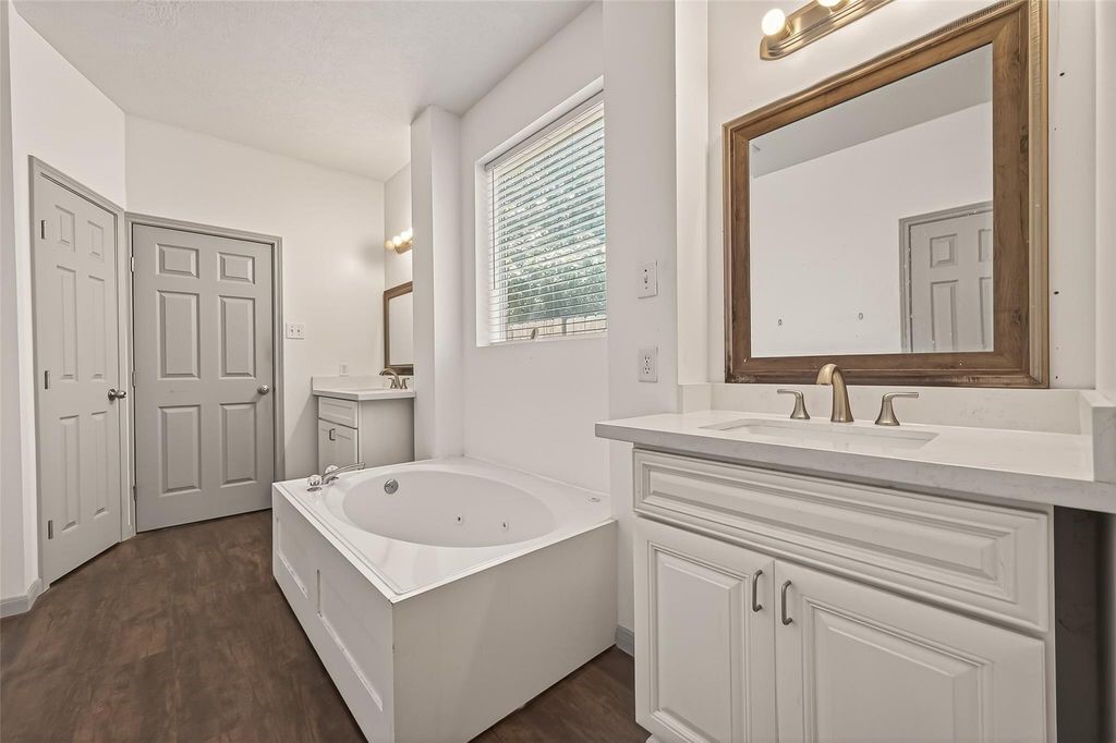 6606 Belmont Bend Property Photo 42