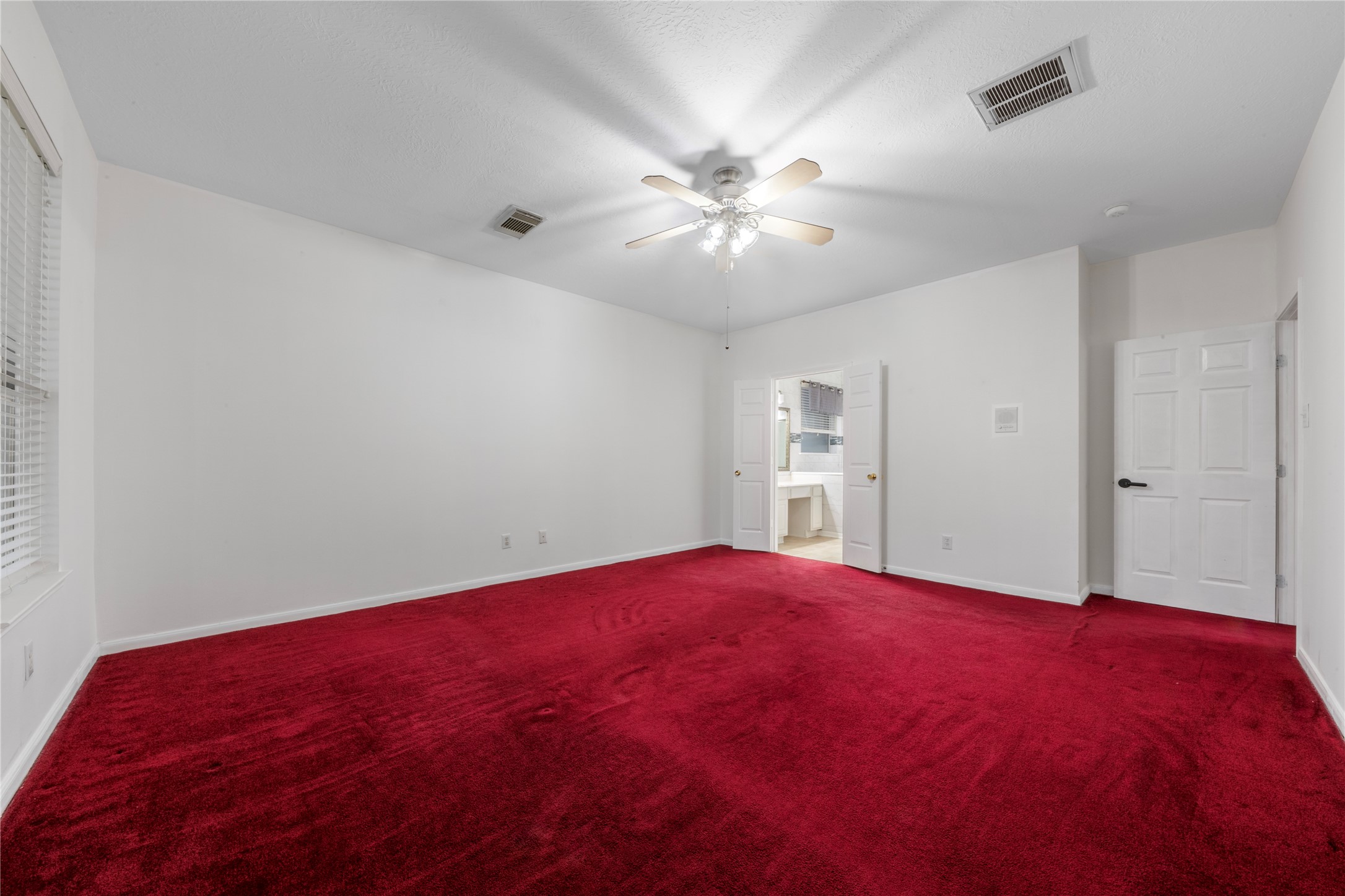 711 Tuely Court Property Photo 10