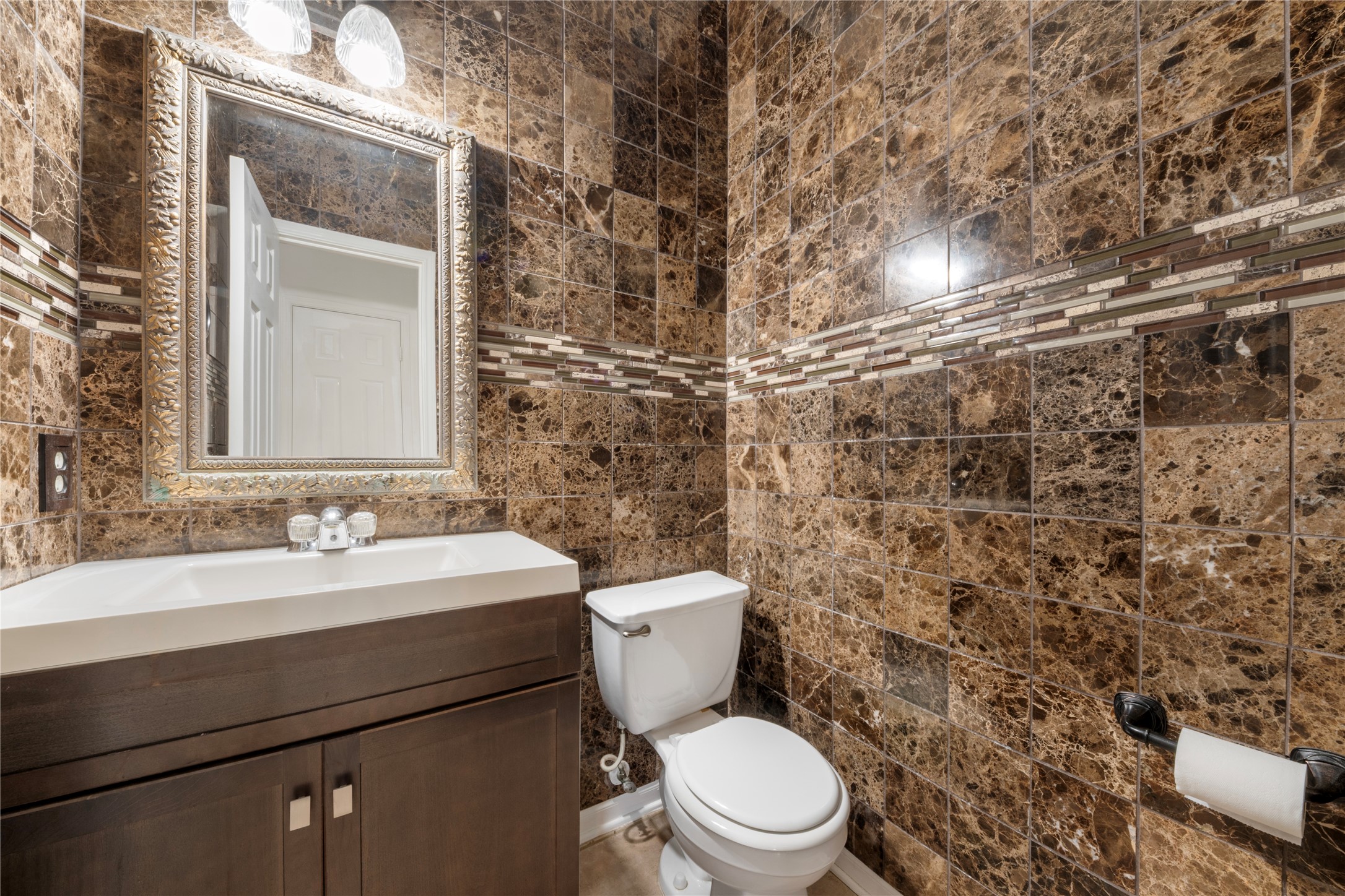 711 Tuely Court Property Photo 15