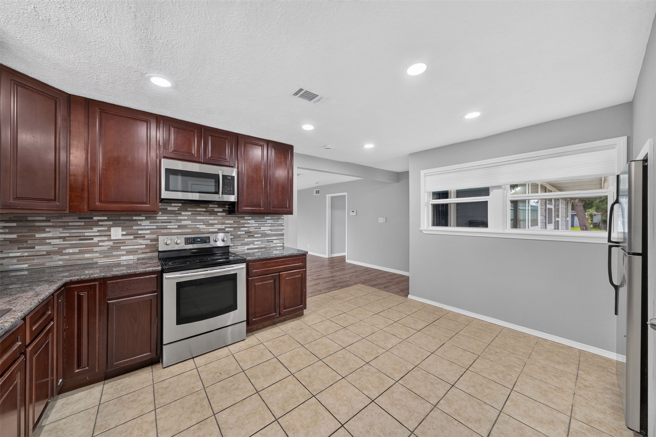 6855 Richwood Road Property Photo 13