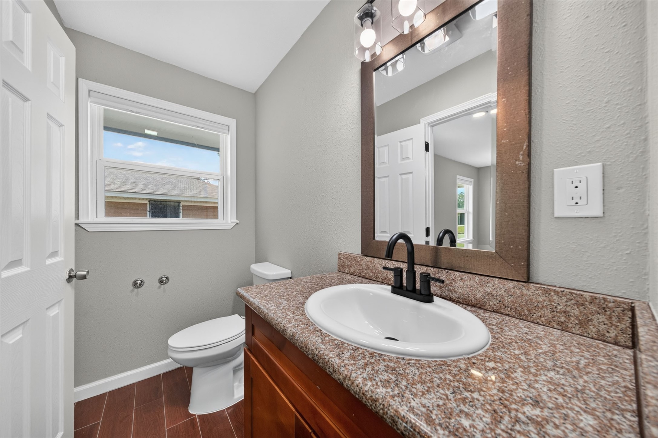 6855 Richwood Road Property Photo 25