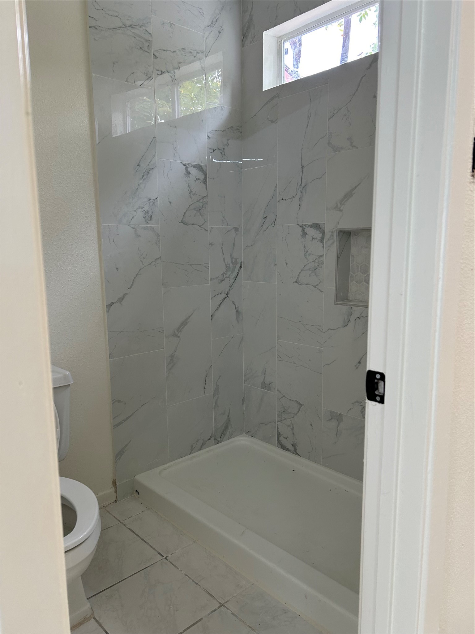 6354 Ivyknoll Drive Property Photo 6
