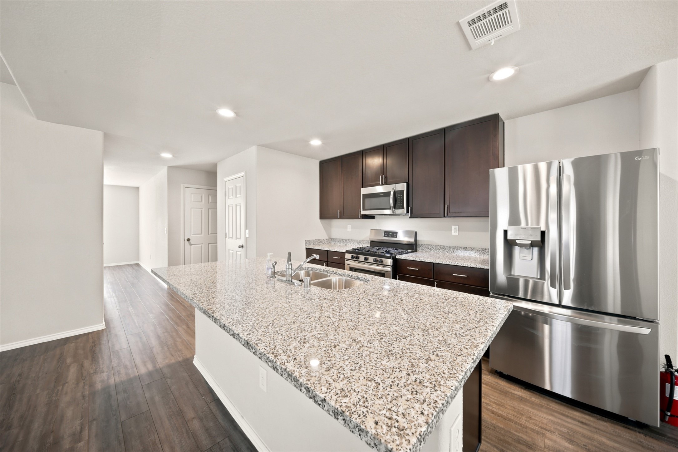 15022 Paddock Point Lane Property Photo 5