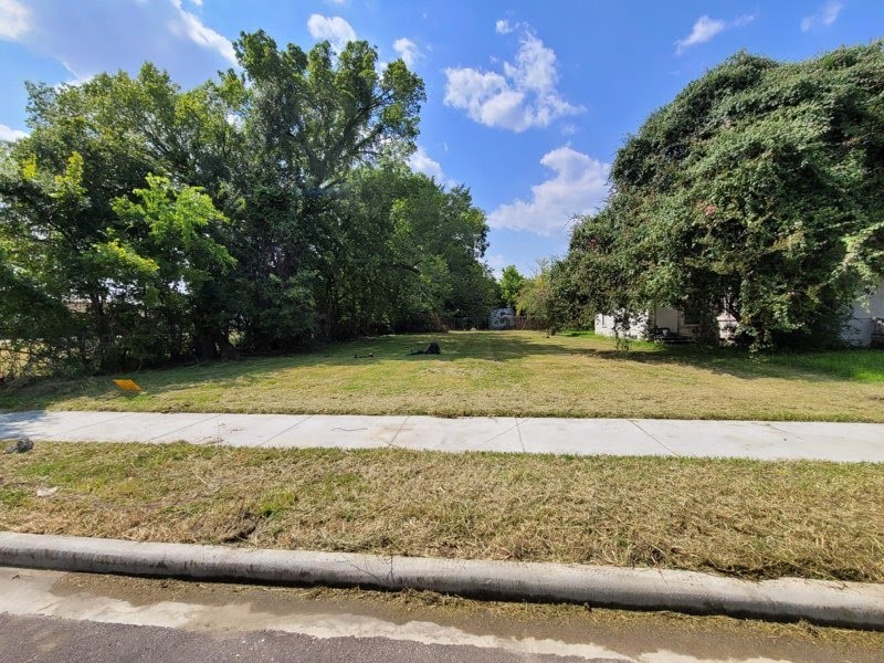 1506 Milby Street Property Photo 5