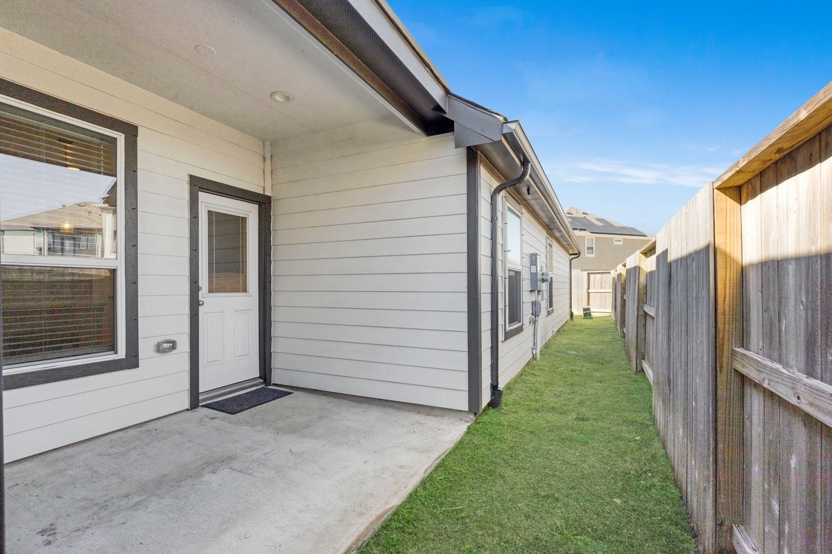 10122 Crescendo Way Property Photo 19