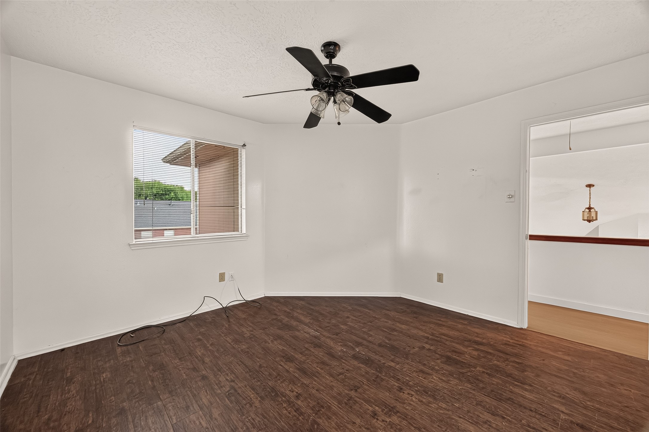 810 Derby Lane Property Photo 13