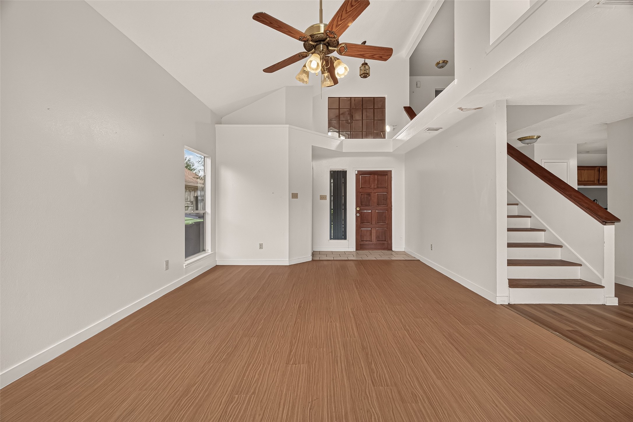 810 Derby Lane Property Photo 17
