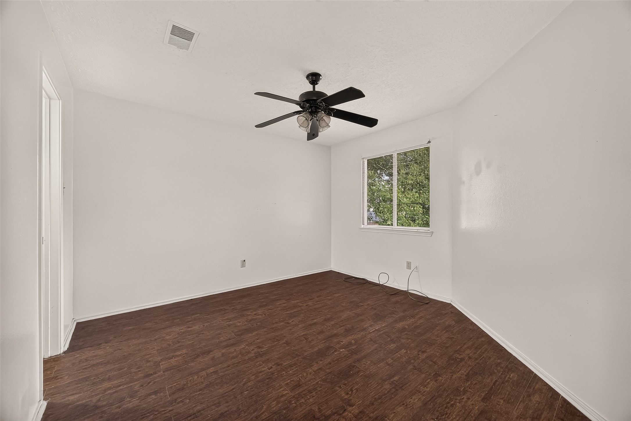 810 Derby Lane Property Photo 31