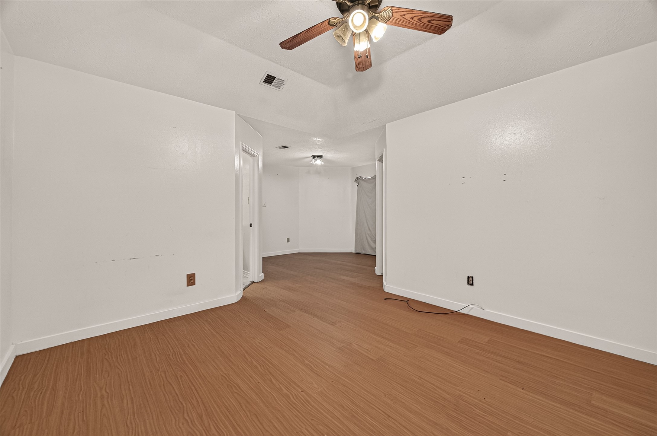 810 Derby Lane Property Photo 37