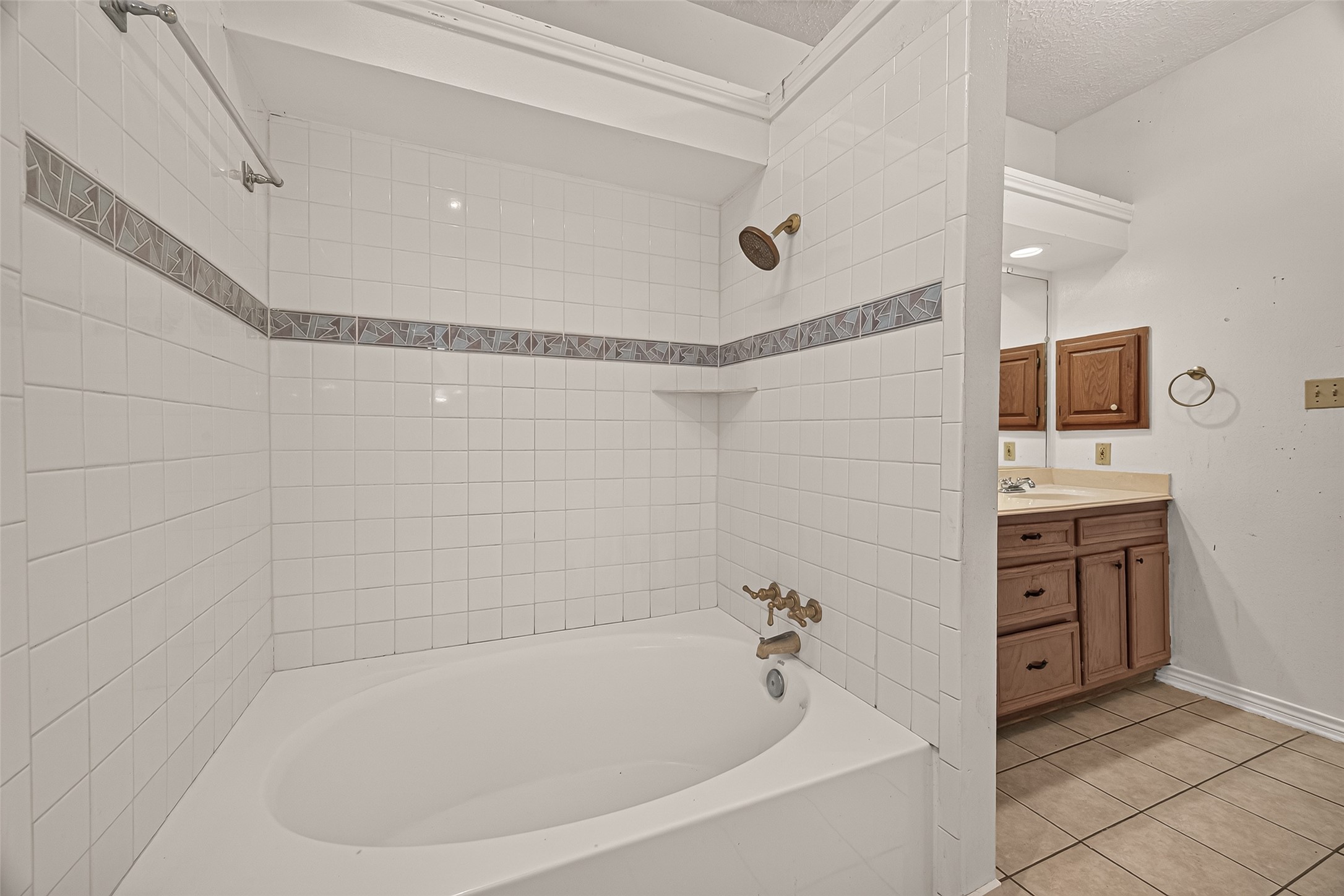 810 Derby Lane Property Photo 40