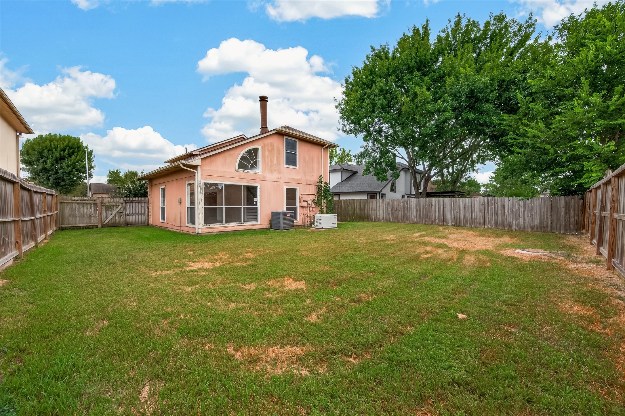810 Derby Lane Property Photo 45