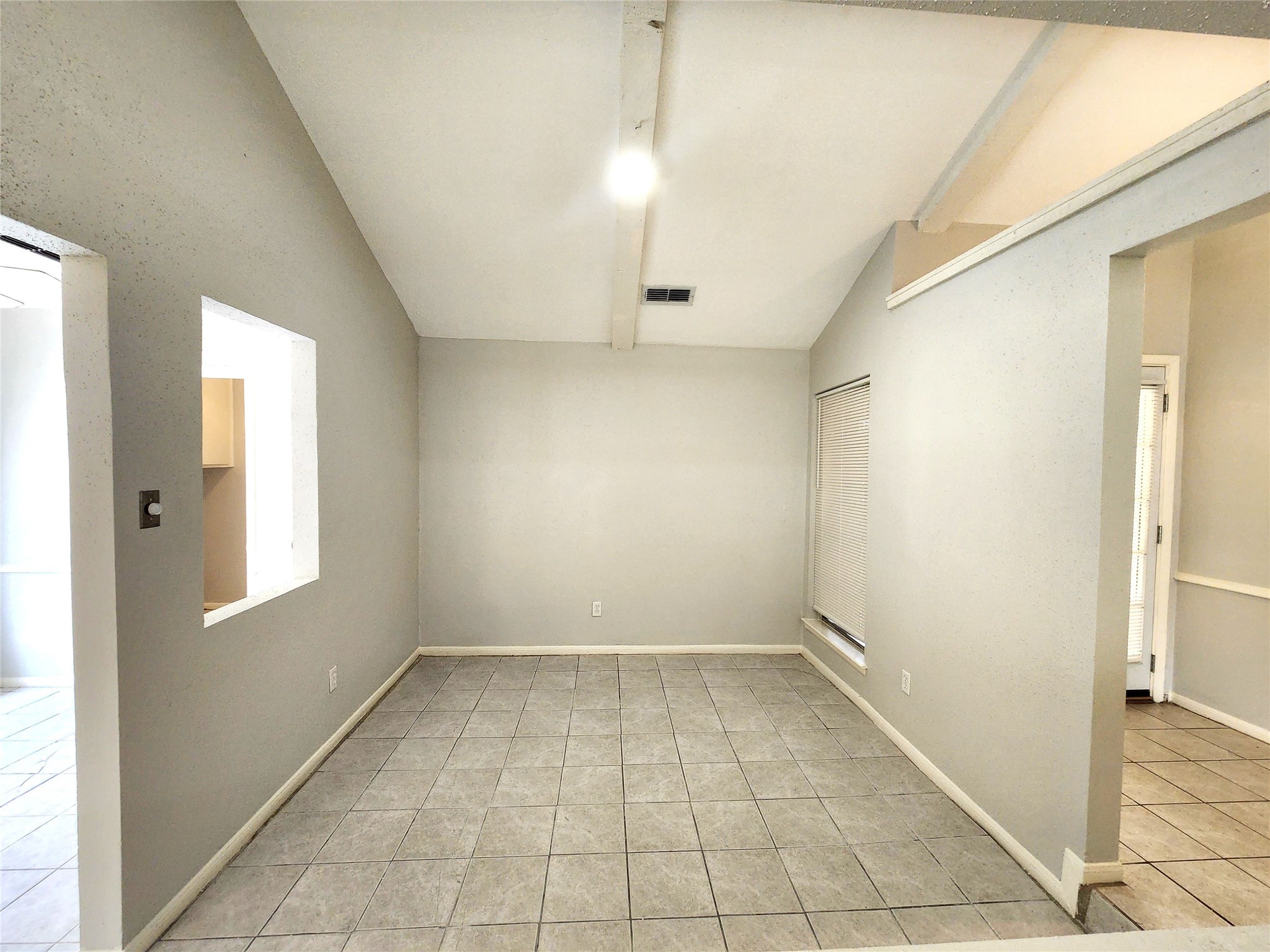 2314 Stillmeadow Drive Property Photo 4